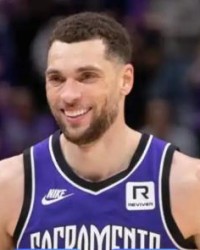 开云-拉文德罗赞合砍80分！国王季末连克强敌即将撞线