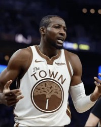 开云APP-勇士127-145猛龙2喜2忧！2弃将齐爆，库里抡不动，格林纯战犯！|吉米·巴特勒|库明加|德雷蒙德·格林|斯蒂芬·库里|多伦多猛龙队_新浪体育_新浪新闻